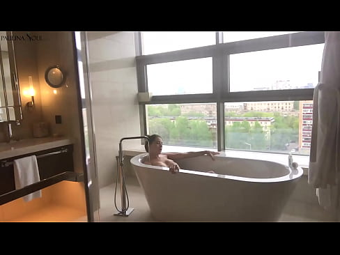 ❤️ Tremenda pupa che si masturba appassionatamente la figa in bagno ❤️ Slutsal it.redpornpictures.ru
