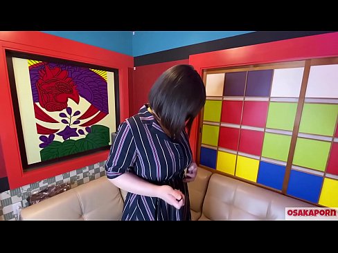 ❤️ Puttana giapponese con grandi tette si masturba con sex toys e ha un orgasmo. Parla in un'intervista della sua esperienza di scopata. Tette enormi e figa pelosa che geme forte. Osakaporn ❤️ Slutsal it.redpornpictures.ru