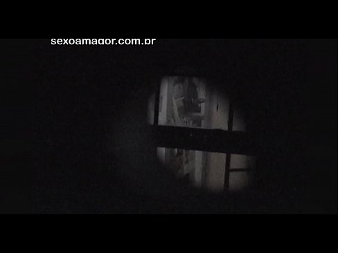 ❤️ Blondie viene segretamente filmato da un voyeur del quartiere nascosto dietro mattoni cavi ❤️ Slutsal it.redpornpictures.ru