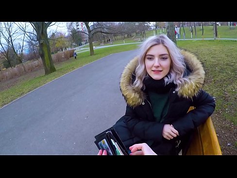 ❤️ Ingoia la sborra calda di uno sconosciuto per soldi - pompino nel parco di Eva Elfie ❤️ Slutsal it.redpornpictures.ru
